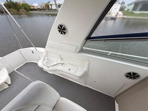 33' Sea Ray 2000 310 Sundancer 8 