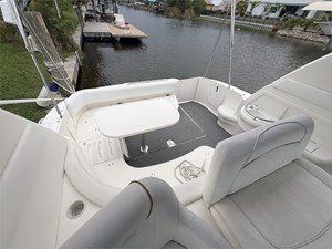 33' Sea Ray 2000 310 Sundancer 9 