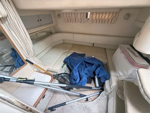 33' Sea Ray 2000 310 Sundancer 17 