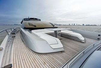 FERRETTI GROUP TRADE 15 FERRETTI GROUP TRADE 2021 RIVA YACHT 88' Folgore Motor Yacht Yacht MLS #446434 15