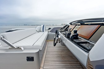 FERRETTI GROUP TRADE 23 FERRETTI GROUP TRADE 2021 RIVA YACHT 88' Folgore Motor Yacht Yacht MLS #446434 23