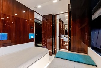 FERRETTI GROUP TRADE 46 FERRETTI GROUP TRADE 2021 RIVA YACHT 88' Folgore Motor Yacht Yacht MLS #446434 46