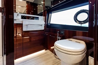 FERRETTI GROUP TRADE 47 FERRETTI GROUP TRADE 2021 RIVA YACHT 88' Folgore Motor Yacht Yacht MLS #446434 47