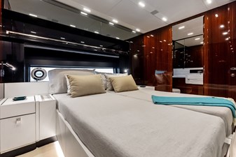 FERRETTI GROUP TRADE 49 FERRETTI GROUP TRADE 2021 RIVA YACHT 88' Folgore Motor Yacht Yacht MLS #446434 49
