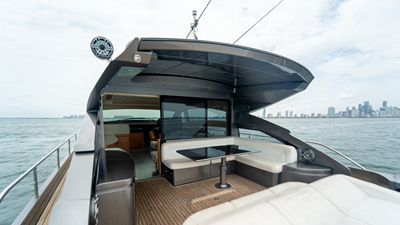 WIND 12 