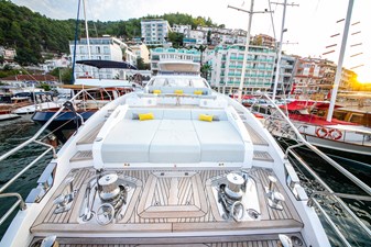 NIRVANA BY THE SEA 9 Foredeck