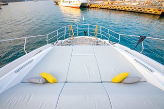 NIRVANA BY THE SEA 8 Foredeck