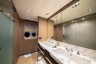 NIRVANA BY THE SEA 32 Master Bathroom