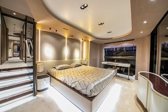 NIRVANA BY THE SEA 30 Master Cabin