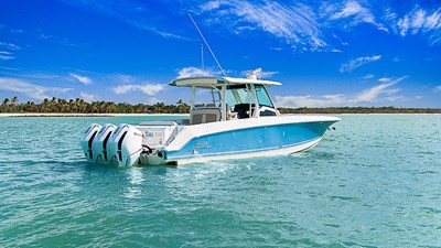RIKI TIKI 24 Stbd quarter profile
