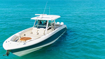 RIKI TIKI 27 Port bow profile