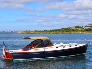 ZIG ZIG 1 ZIG ZIG, Able Wolf Class 44: Starboard Quarter Round Hill