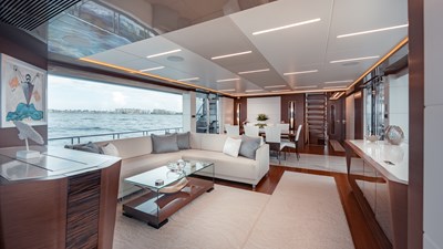 PINCH ME 8 2021 Ocean Alexander 28R