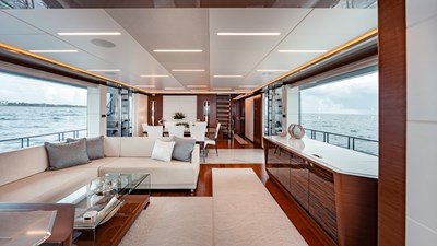 PINCH ME 9 2021 Ocean Alexander 28R
