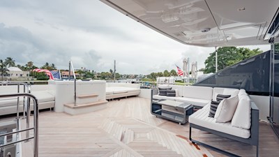 PINCH ME 36 IYG-Listing-on-YachtWay-23