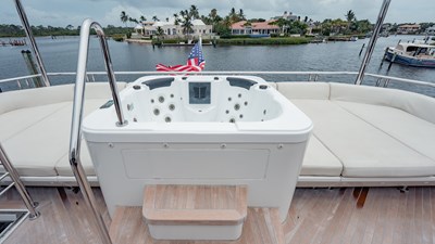 PINCH ME 39 IYG-Listing-on-YachtWay-26