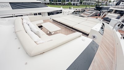 PINCH ME 41 IYG-Listing-on-YachtWay-77