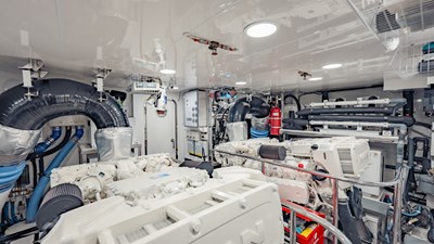 PINCH ME 53 IYG-Listing-on-YachtWay-114