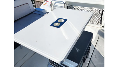 2023 Jeanneau Leader 10.5 WA Series 2| 36' 12 