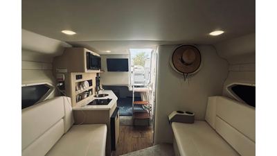 2023 Regal 26XO| 26' 10 