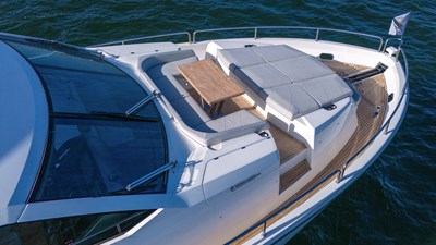 INTO THE SUNSET 6 INTO THE SUNSET 2024 SUNSEEKER 88 Yacht Motor Boat Yacht MLS #446589 6