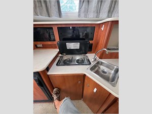 32' Bayliner 2004 305 Express 19 