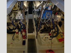 70' Magnum Marine 1987 Custom 70' Express Cruiser 18 