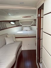 Gagliotta lobster 35 7 Cabin