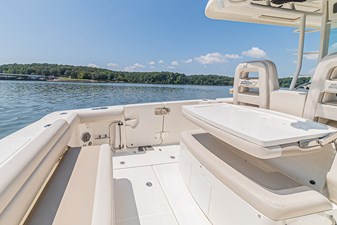 ALL THE RAGE 17 Port cockpit