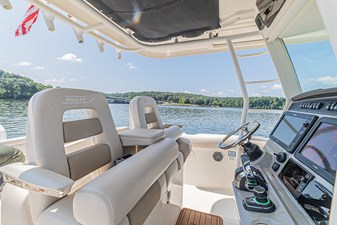 ALL THE RAGE 25 Helm seats