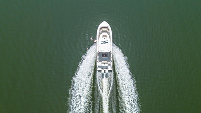 ALL THE RAGE 49 2017 Boston Whaler 330 Outrage underway