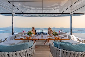 s__s 専用　jjj MAKTUK Yacht Club HIKARI 新品 HEYSEA Asteria 142 - Song of Songs - Simpson Yacht Charter