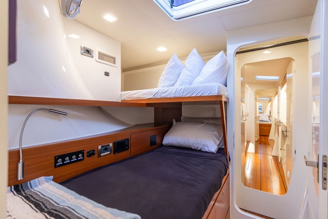 MOONWAVE, 2012 Gunboat 60: Fwd Port Cabin