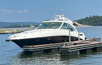 BETTER TOGETHER VI 1 Port bow profile
