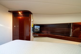 BETTER TOGETHER VI 29 Port master stateroom