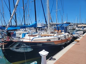 COURAGEOUS LADY 43 Dockside 1