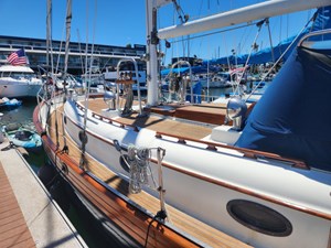 COURAGEOUS LADY 45 Dockside 3