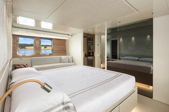 ESSENZA 20 Master Stateroom