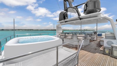 SEA AXIS  7 