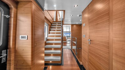 SEA AXIS  38 