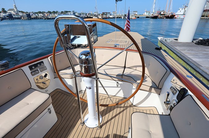 WELCOME: 2024 Leonardo Eagle 44 Aft Cockpit