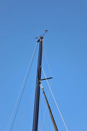 WELCOME: 2024 Leonardo Eagle 44 Mast Top and Jumper Spreaders
