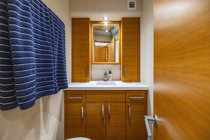 Bow VIP En-Suite Head