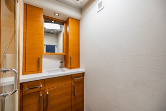 Farther & Sun 41 Port Aft Guest En-Suite Head