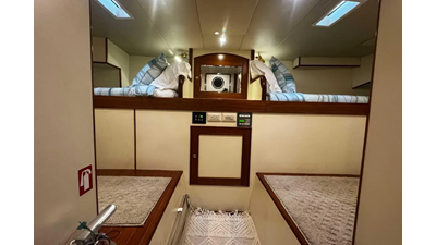 2002 Marlow 65 | 65ft 15 