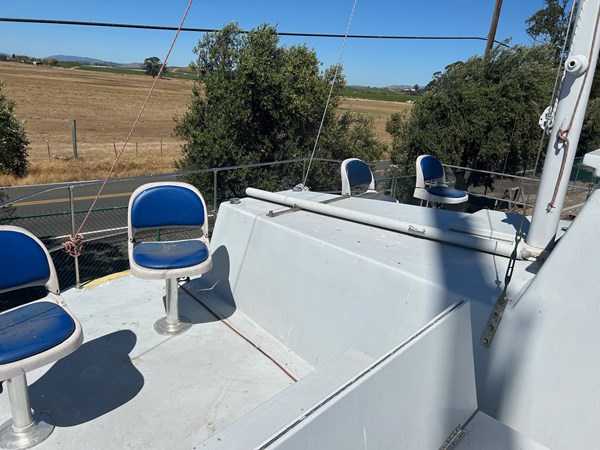 AFT DECK SEATING