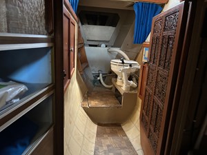 MS BLUE PEARL 10 FORWARD PASSAGEWAY
