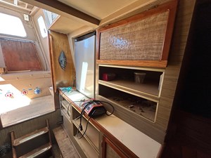 MS BLUE PEARL 17 CABIN ENTRY LOOKING AFT