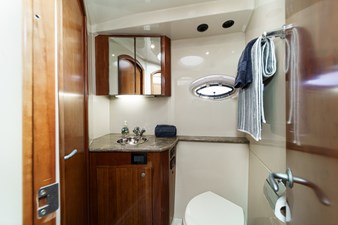 CRUISERS YACHTS 415 32 