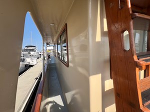 MARINE TRADER EUROPA 21 